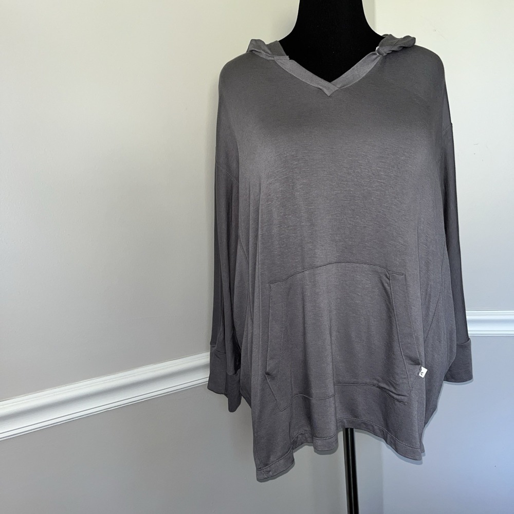 Koolaburra by UGG Women's Size 1X Gray French Terry Hoodie Poncho Pullover Top‎ - Picture 3 of 13